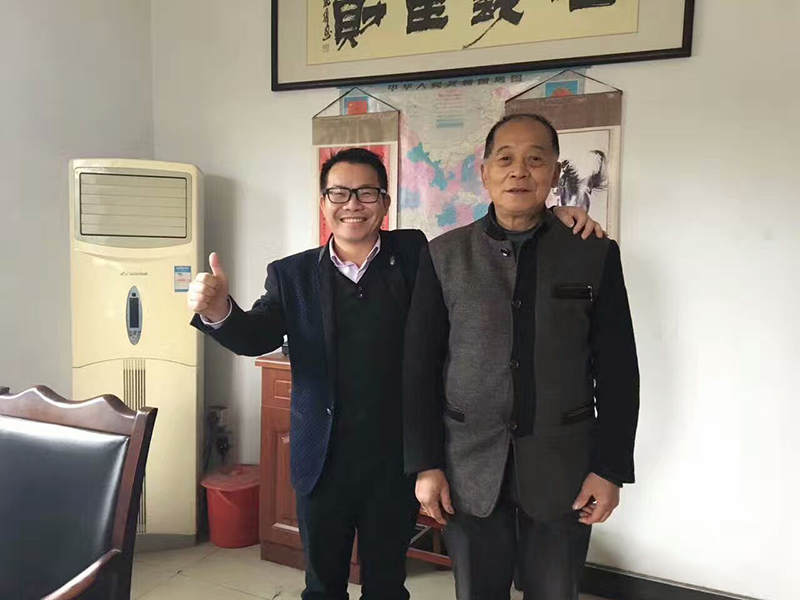 中鑄機(jī)械客戶 射芯機(jī),水平射型機(jī),全自動(dòng)射芯機(jī),射芯機(jī)廠家