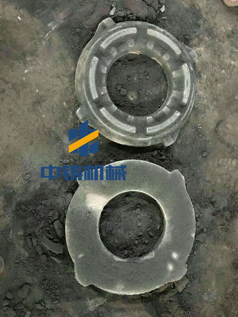 砂型澆注冷卻破碎后的效果 砂型澆注冷卻破碎后的效果